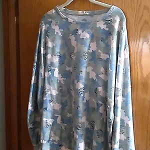 Distressed camo print shirt